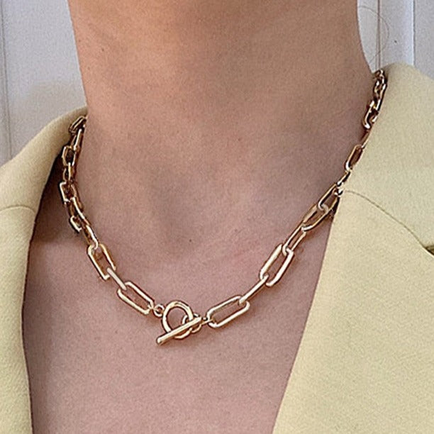 Alicia Thick Chain Linked Necklace